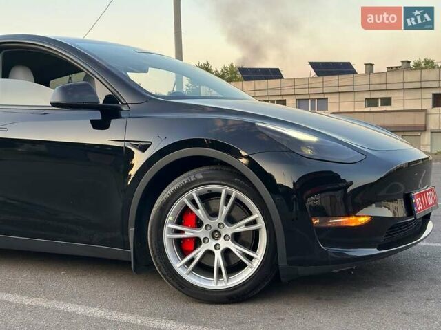 Черный Тесла Model Y, объемом двигателя 0 л и пробегом 135 тыс. км за 26899 $, фото 3 на Automoto.ua