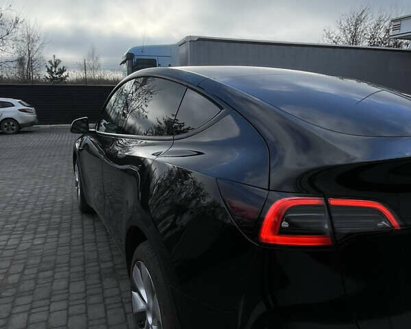 Черный Тесла Model Y, объемом двигателя 0 л и пробегом 41 тыс. км за 34800 $, фото 15 на Automoto.ua