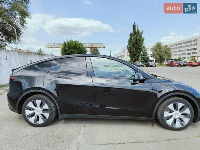 Черный Тесла Model Y, объемом двигателя 0 л и пробегом 69 тыс. км за 35000 $, фото 5 на Automoto.ua