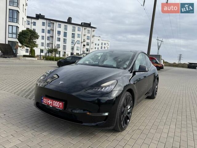 Тесла Model Y 2022 в Луцке на Automoto.ua Черный Тесла Model Y, объемом двигателя 0 л и пробегом 222 тыс. км за 19999 $, фото 1 на Automoto.ua
