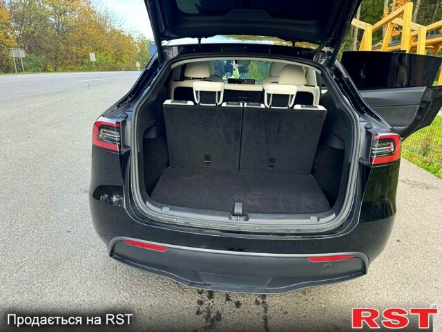 Черный Тесла Model Y, объемом двигателя 0 л и пробегом 24 тыс. км за 24500 $, фото 10 на Automoto.ua