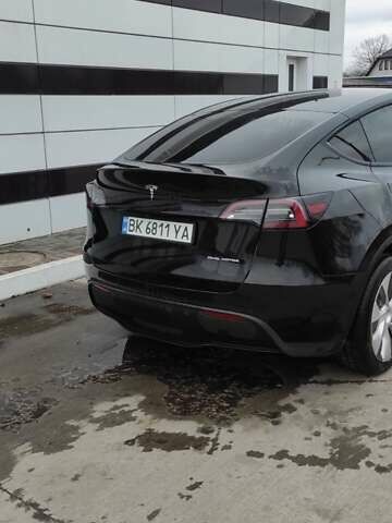 Черный Тесла Model Y, объемом двигателя 0 л и пробегом 46 тыс. км за 25900 $, фото 3 на Automoto.ua
