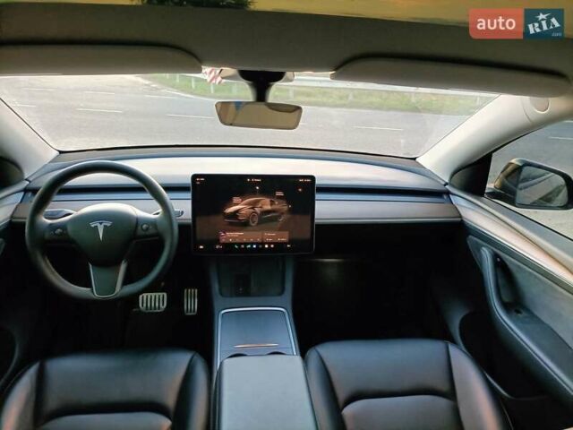 Черный Тесла Model Y, объемом двигателя 0 л и пробегом 50 тыс. км за 26600 $, фото 3 на Automoto.ua