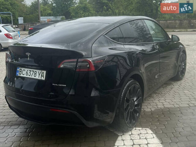 Черный Тесла Model Y, объемом двигателя 0 л и пробегом 28 тыс. км за 35990 $, фото 4 на Automoto.ua