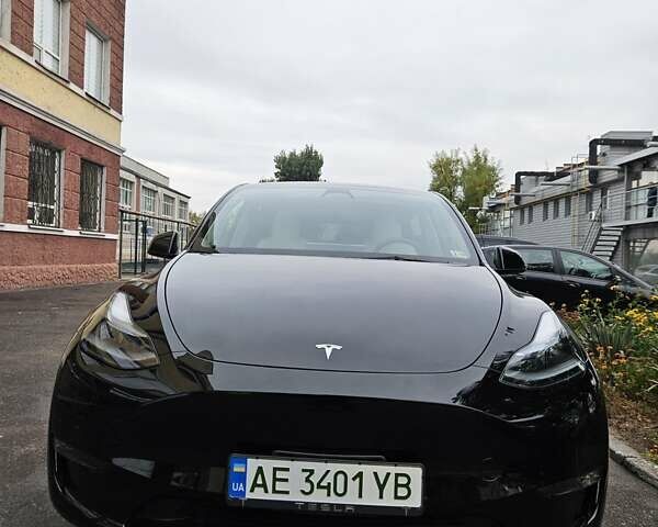 Тесла Model Y 2022 в Днепре (Днепропетровске) на Automoto.ua Черный Тесла Model Y, объемом двигателя 0 л и пробегом 30 тыс. км за 30000 $, фото 6 на Automoto.ua