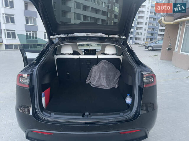 Черный Тесла Model Y, объемом двигателя 0 л и пробегом 81 тыс. км за 27700 $, фото 10 на Automoto.ua