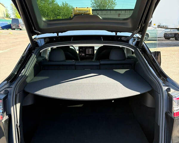 Черный Тесла Model Y, объемом двигателя 0 л и пробегом 51 тыс. км за 23699 $, фото 14 на Automoto.ua