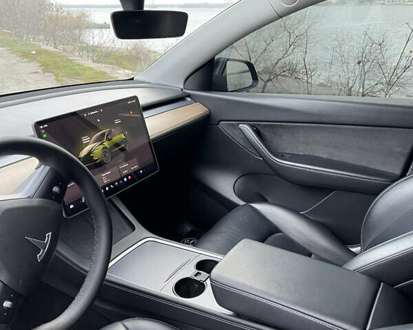 Чорний Тесла Model Y, об'ємом двигуна 0 л та пробігом 88 тис. км за 29999 $, фото 12 на Automoto.ua