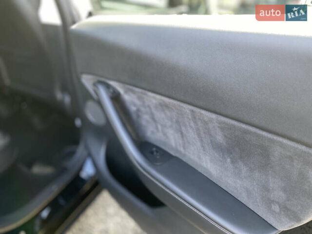 Тесла Model Y 2022 у Луцьку на Automoto.ua Чорний Тесла Model Y, об'ємом двигуна 0 л та пробігом 224 тис. км за 27500 $, фото 68 на Automoto.ua