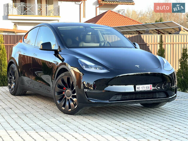 Черный Тесла Model Y, объемом двигателя 0 л и пробегом 100 тыс. км за 28900 $, фото 10 на Automoto.ua