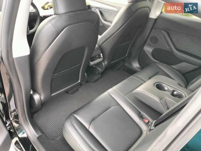 Черный Тесла Model Y, объемом двигателя 0 л и пробегом 23 тыс. км за 30500 $, фото 34 на Automoto.ua