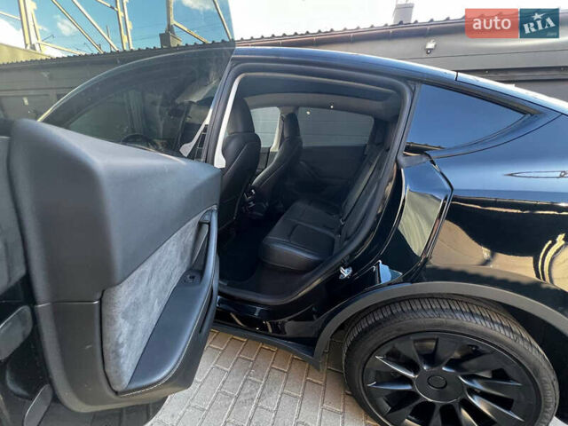 Черный Тесла Model Y, объемом двигателя 0 л и пробегом 6 тыс. км за 27900 $, фото 66 на Automoto.ua