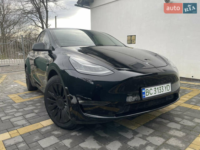 Черный Тесла Model Y, объемом двигателя 0 л и пробегом 67 тыс. км за 27500 $, фото 3 на Automoto.ua