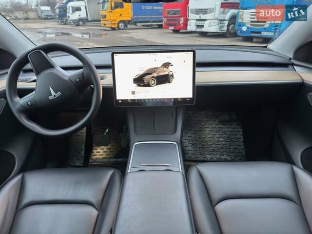 Черный Тесла Model Y, объемом двигателя 0 л и пробегом 60 тыс. км за 24500 $, фото 6 на Automoto.ua
