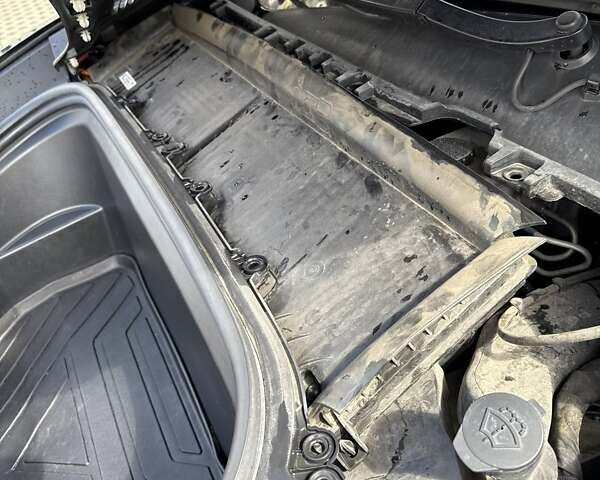 Тесла Model Y 2022 в Луцке на Automoto.ua Черный Тесла Model Y, объемом двигателя 0 л и пробегом 222 тыс. км за 19999 $, фото 69 на Automoto.ua