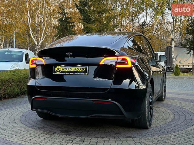 Черный Тесла Model Y, объемом двигателя 0 л и пробегом 121 тыс. км за 25750 $, фото 6 на Automoto.ua