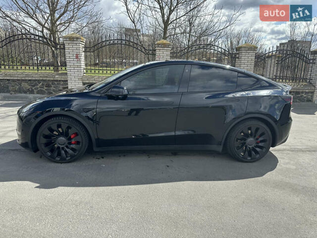 Черный Тесла Model Y, объемом двигателя 0 л и пробегом 36 тыс. км за 40800 $, фото 6 на Automoto.ua