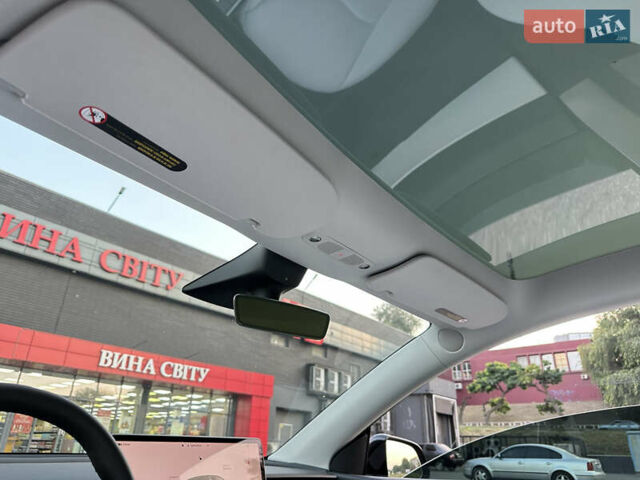 Чорний Тесла Model Y, об'ємом двигуна 0 л та пробігом 135 тис. км за 26499 $, фото 27 на Automoto.ua