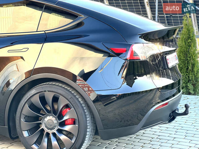 Черный Тесла Model Y, объемом двигателя 0 л и пробегом 100 тыс. км за 28900 $, фото 20 на Automoto.ua