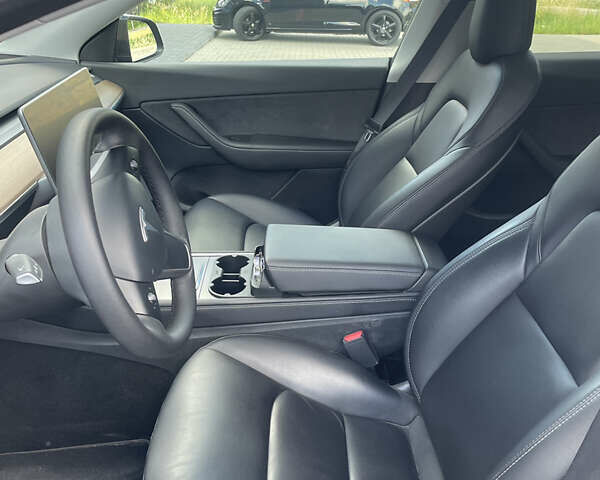 Тесла Model Y 2022 у Львові на Automoto.ua Чорний Тесла Model Y, об'ємом двигуна 0 л та пробігом 55 тис. км за 27000 $, фото 10 на Automoto.ua