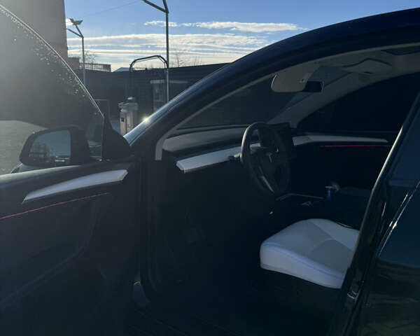 Черный Тесла Model Y, объемом двигателя 0 л и пробегом 51 тыс. км за 23200 $, фото 11 на Automoto.ua