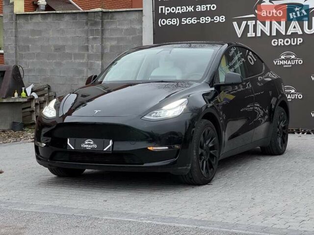 Черный Тесла Model Y, объемом двигателя 0 л и пробегом 45 тыс. км за 25999 $, фото 4 на Automoto.ua