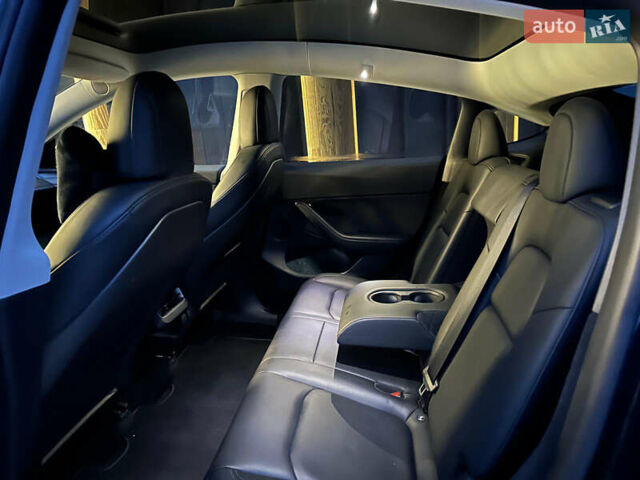 Черный Тесла Model Y, объемом двигателя 0 л и пробегом 33 тыс. км за 26900 $, фото 19 на Automoto.ua