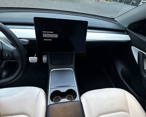 Черный Тесла Model Y, объемом двигателя 0 л и пробегом 85 тыс. км за 28000 $, фото 24 на Automoto.ua