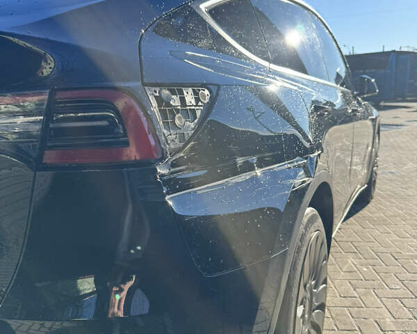 Черный Тесла Model Y, объемом двигателя 0 л и пробегом 51 тыс. км за 23200 $, фото 5 на Automoto.ua