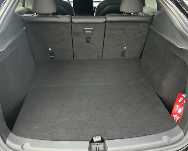 Черный Тесла Model Y, объемом двигателя 0 л и пробегом 31 тыс. км за 25990 $, фото 30 на Automoto.ua