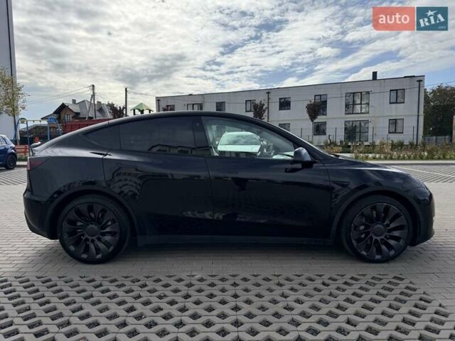 Тесла Model Y 2022 в Луцке на Automoto.ua Черный Тесла Model Y, объемом двигателя 0 л и пробегом 222 тыс. км за 19999 $, фото 4 на Automoto.ua