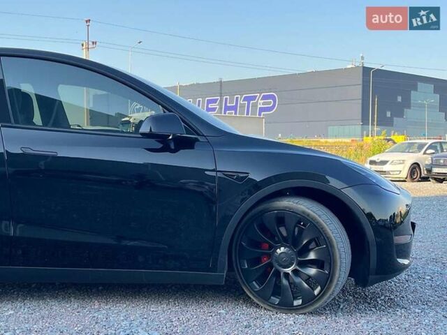 Черный Тесла Model Y, объемом двигателя 0 л и пробегом 73 тыс. км за 27890 $, фото 3 на Automoto.ua