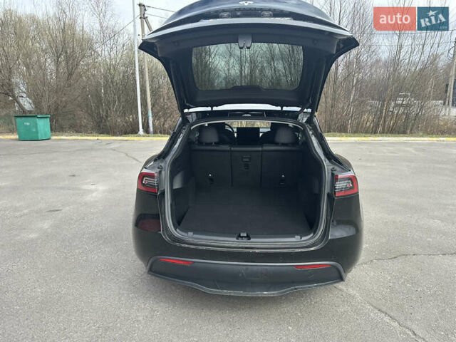 Черный Тесла Model Y, объемом двигателя 0 л и пробегом 24 тыс. км за 27999 $, фото 19 на Automoto.ua