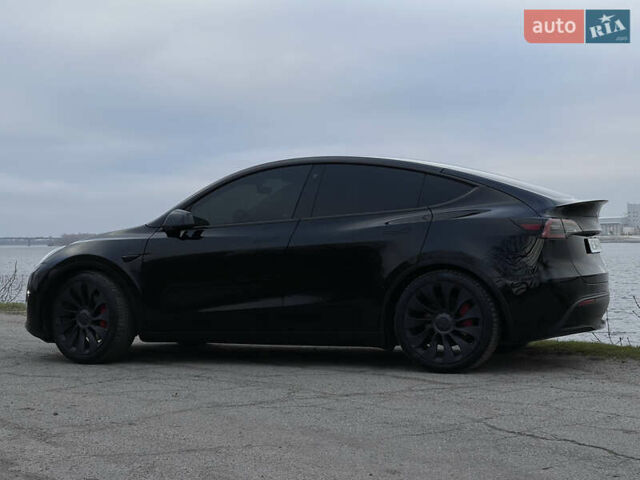 Чорний Тесла Model Y, об'ємом двигуна 0 л та пробігом 88 тис. км за 29999 $, фото 4 на Automoto.ua