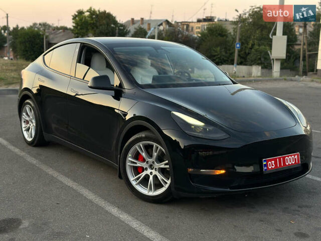 Чорний Тесла Model Y, об'ємом двигуна 0 л та пробігом 135 тис. км за 26499 $, фото 1 на Automoto.ua