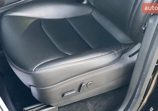 Тесла Model Y 2022 у Луцьку на Automoto.ua Чорний Тесла Model Y, об'ємом двигуна 0 л та пробігом 224 тис. км за 27500 $, фото 86 на Automoto.ua