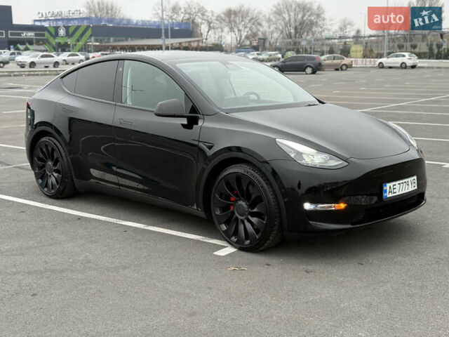 Черный Тесла Model Y, объемом двигателя 0 л и пробегом 22 тыс. км за 27999 $, фото 6 на Automoto.ua
