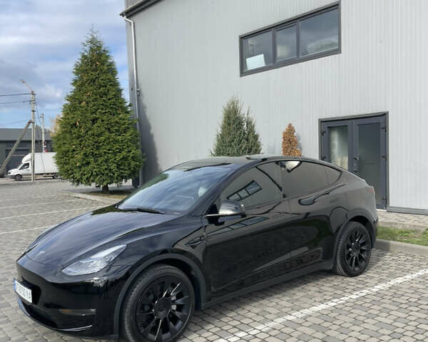 Черный Тесла Model Y, объемом двигателя 0 л и пробегом 31 тыс. км за 25990 $, фото 15 на Automoto.ua