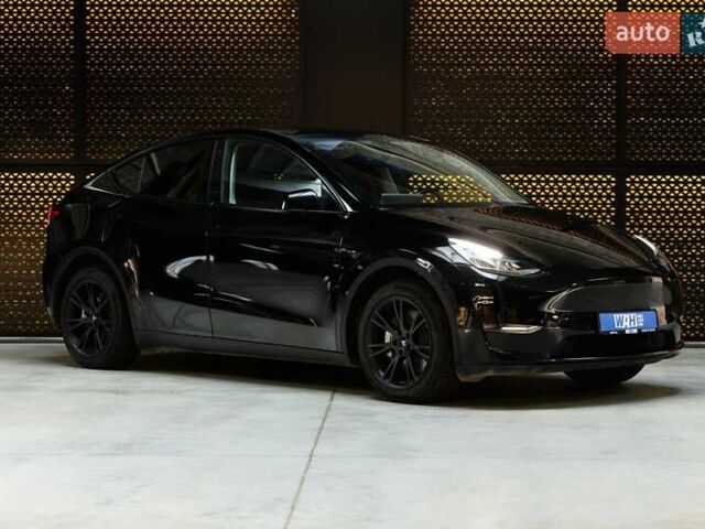 Черный Тесла Model Y, объемом двигателя 0 л и пробегом 155 тыс. км за 23000 $, фото 5 на Automoto.ua