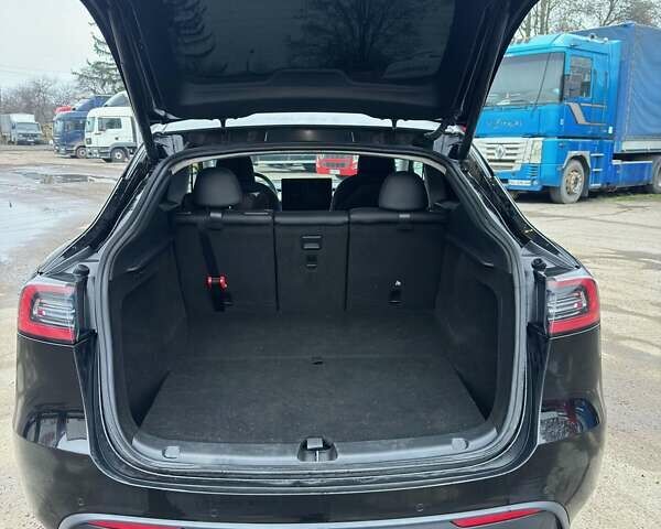 Черный Тесла Model Y, объемом двигателя 0 л и пробегом 60 тыс. км за 24500 $, фото 3 на Automoto.ua