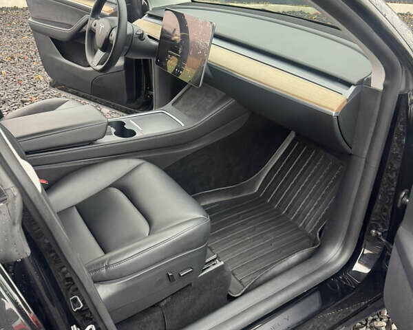 Черный Тесла Model Y, объемом двигателя 0 л и пробегом 224 тыс. км за 27500 $, фото 27 на Automoto.ua