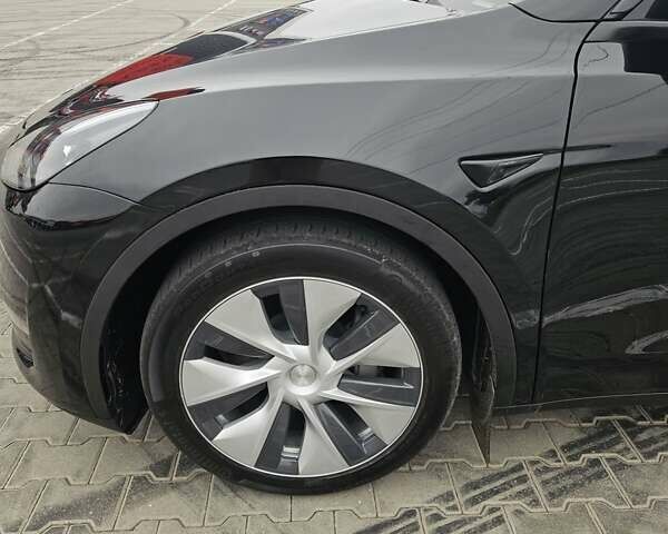 Черный Тесла Model Y, объемом двигателя 0 л и пробегом 46 тыс. км за 26000 $, фото 8 на Automoto.ua