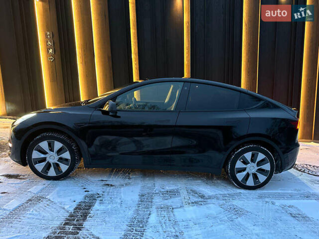 Черный Тесла Model Y, объемом двигателя 0 л и пробегом 33 тыс. км за 26900 $, фото 8 на Automoto.ua