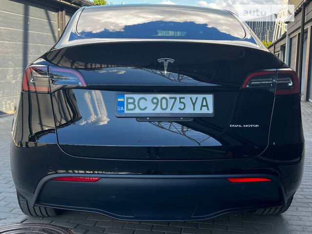 Черный Тесла Model Y, объемом двигателя 0 л и пробегом 6 тыс. км за 27900 $, фото 35 на Automoto.ua