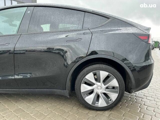 Черный Тесла Model Y, объемом двигателя 0 л и пробегом 25 тыс. км за 26990 $, фото 5 на Automoto.ua