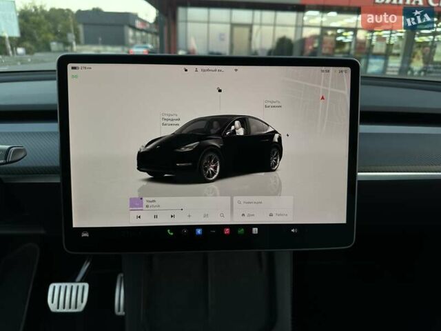 Черный Тесла Model Y, объемом двигателя 0 л и пробегом 135 тыс. км за 26899 $, фото 43 на Automoto.ua
