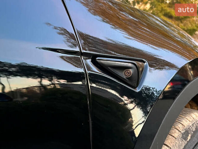 Черный Тесла Model Y, объемом двигателя 0 л и пробегом 121 тыс. км за 25750 $, фото 23 на Automoto.ua