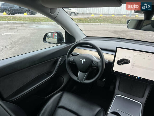 Черный Тесла Model Y, объемом двигателя 0 л и пробегом 61 тыс. км за 22900 $, фото 31 на Automoto.ua