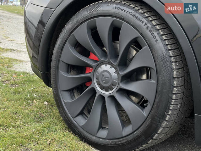 Чорний Тесла Model Y, об'ємом двигуна 0 л та пробігом 88 тис. км за 29999 $, фото 9 на Automoto.ua