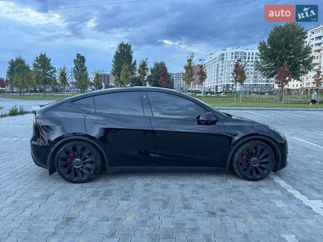 Черный Тесла Model Y, объемом двигателя 0 л и пробегом 43 тыс. км за 30200 $, фото 8 на Automoto.ua